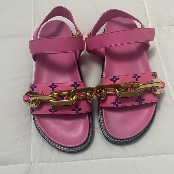 NO NEGOTIATIONS. LV 100% authentic pink and purple sandal size 39, 9 US - Picture 5 of 5